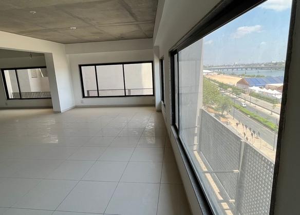 West Bank, Ashram Road