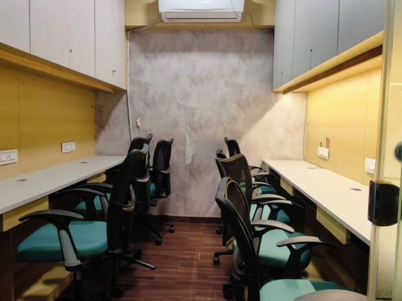 Dev Aurum, 100 Feet Road, Prahladnagar, Ahmedabad